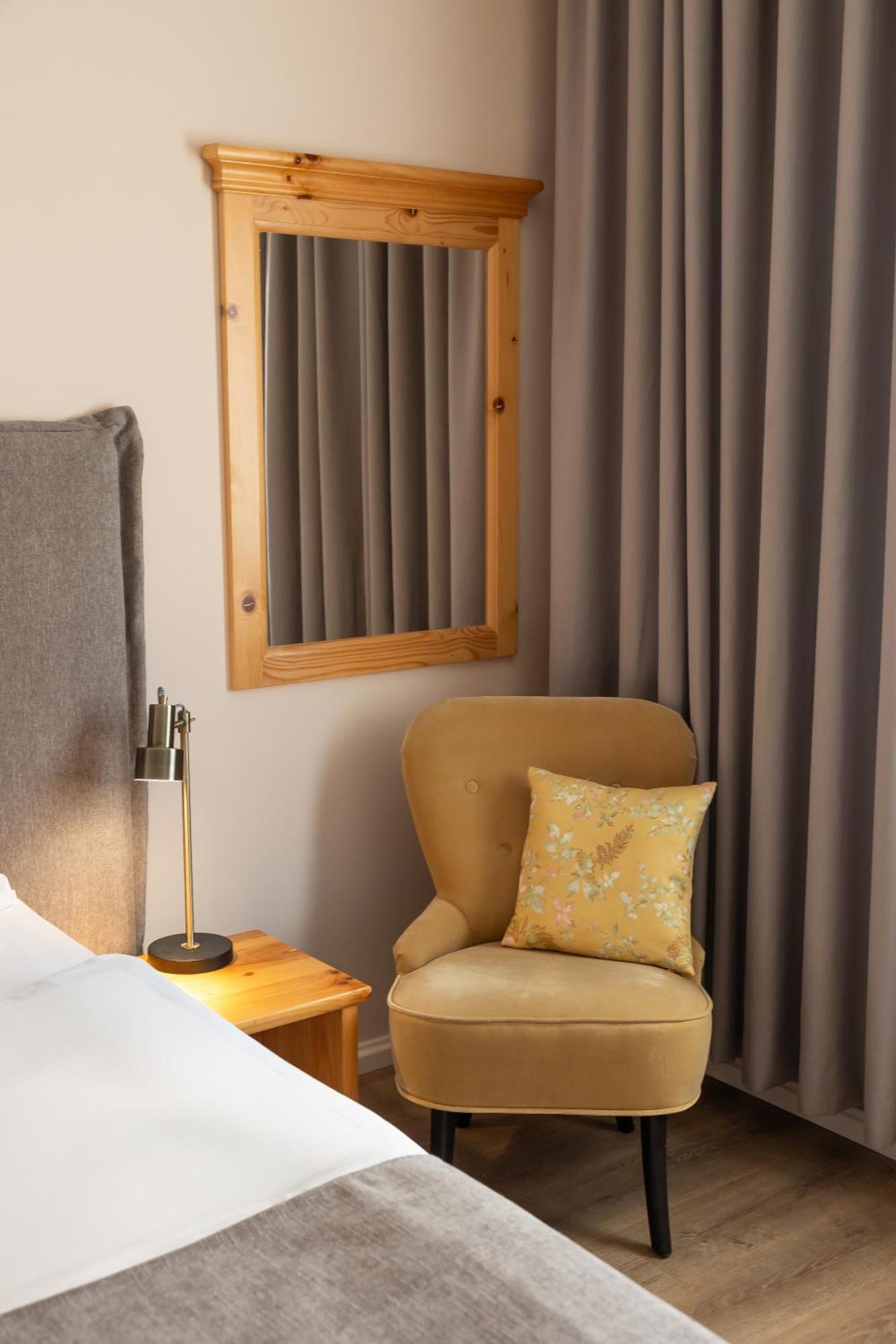 Hotel Kadoor كارلوفاتش المظهر الخارجي الصورة