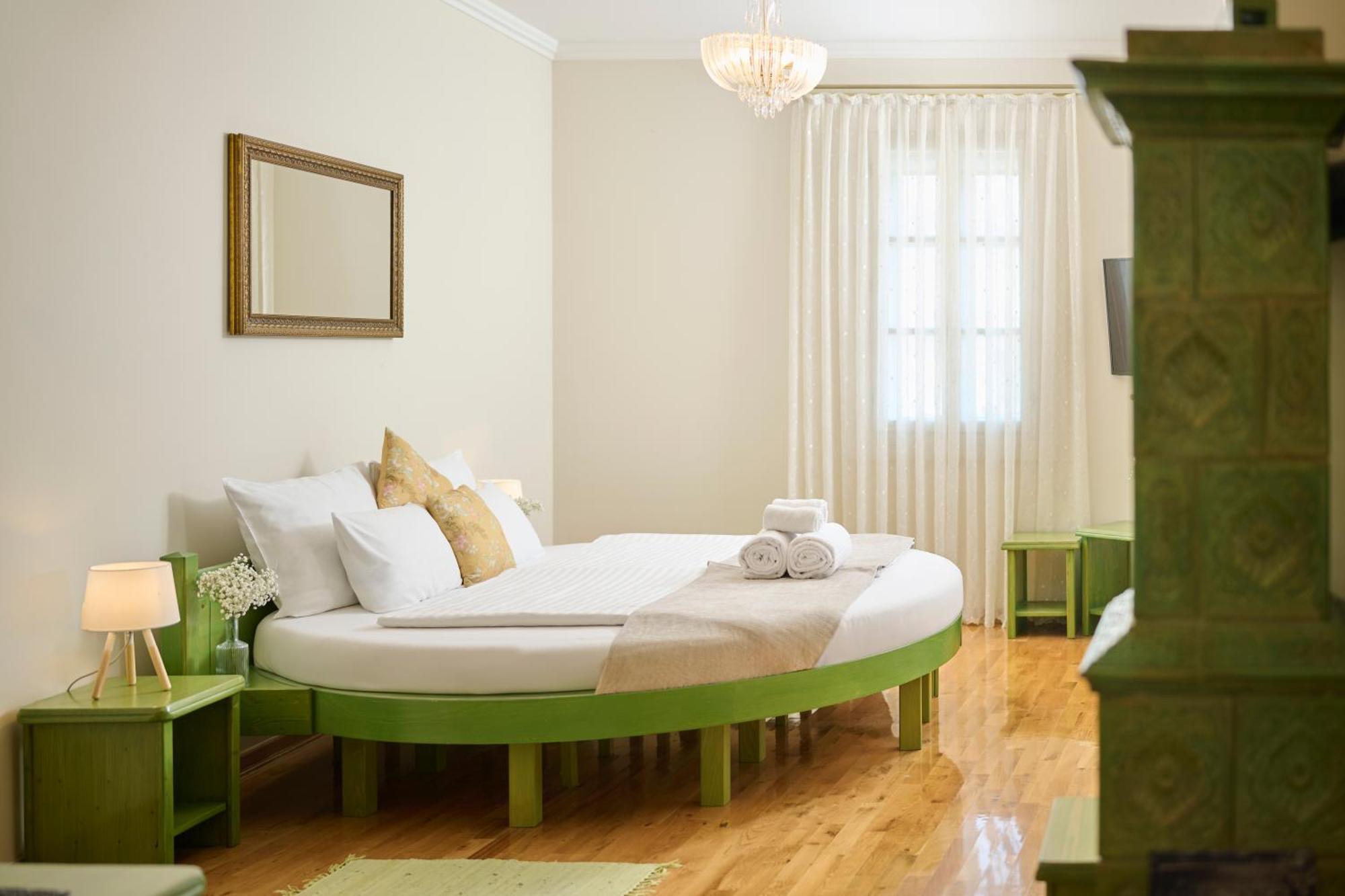 Hotel Kadoor كارلوفاتش المظهر الخارجي الصورة
